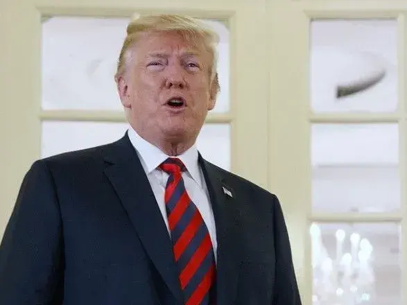 Трамп назвав "жалюгідною" помічницю, яка написала книгу про нього