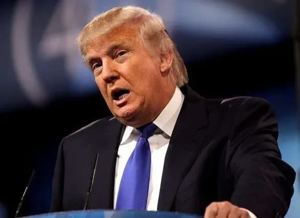 Трамп закидав образами екс-співробітницю Білого дому, яка таємно записувала його розмови