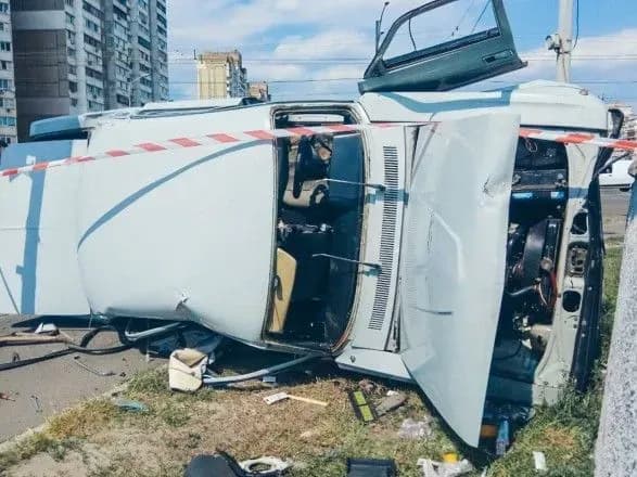 Серед п'яти постраждалих у ДТП на Троєщині - 6-річна дівчинка