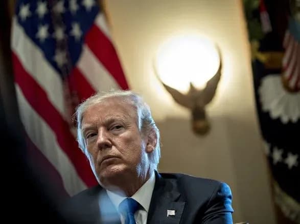 Трамп хоче змусити компанії не переводити виробництво за межі США