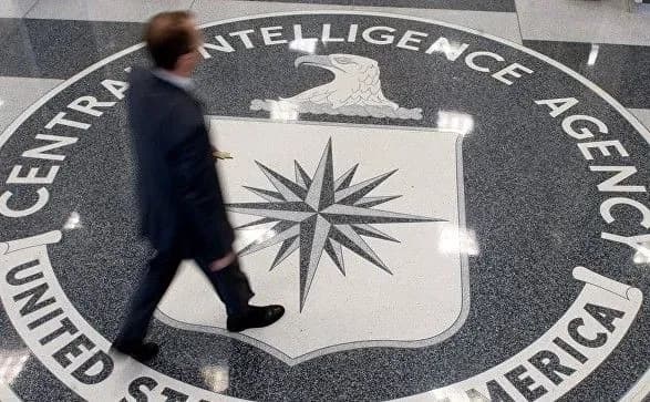 Екс-очільники спецслужб США засудили Трампа за позбавлення екс-директора ЦРУ доступу до держтаємниць