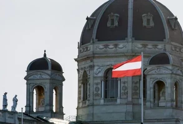 У Відні відповіли на критику через візит Путіна на весілля голови МЗС