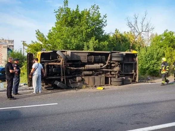 Поліція відкрила справу за фактом ДТП із 16 постраждалими під Дніпром