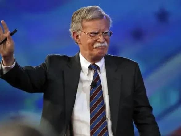 Посольство США підтвердило участь Болтона у параді до Дня Незалежності