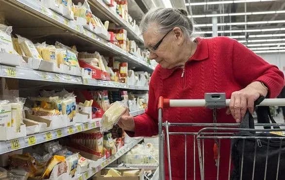 Морковь и сало на вес золота: эксперты подсчитали, как дорожают продукты