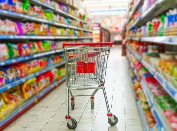 Скорочення держдотацій виробникам негативно позначиться на ціні продуктів харчування - експерт
