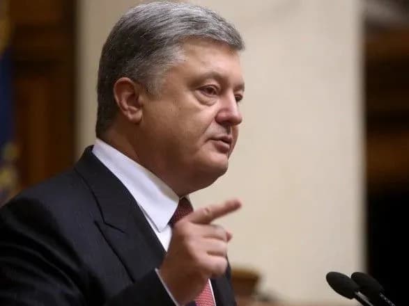 Санкції трохи вправляють мозок Москві - Порошенко