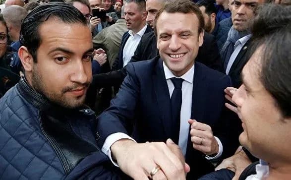 Рейтинг Макрона досяг чергового мінімуму