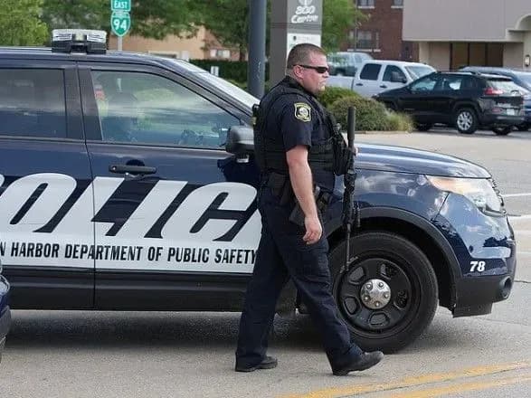 The Los Angeles Times: стрілянину на турнірі з відеоігор у США влаштував учасник, що програв