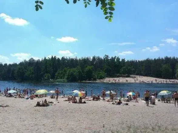 МОЗ: на понад 150 українських пляжах зафіксоване забруднення води