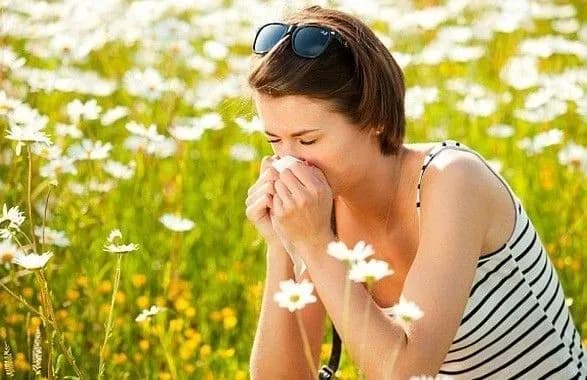 Українців попередили про спалах алергії