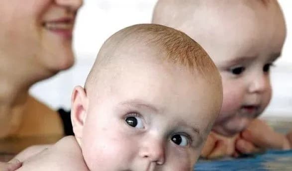 Суд отправил в тюрьму женщину, которая довела до истощения свою 8-месячную дочь