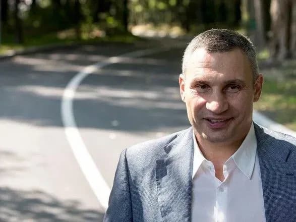 Кличко проінспектував вулицю Генерала Родимцева після капітального ремонту