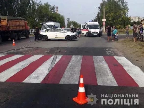 У Маріуполі автомобіль збив матір з дитиною на пішохідному переході
