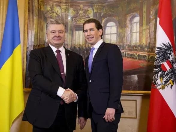 Порошенко завтра встретится с канцлером Австрии