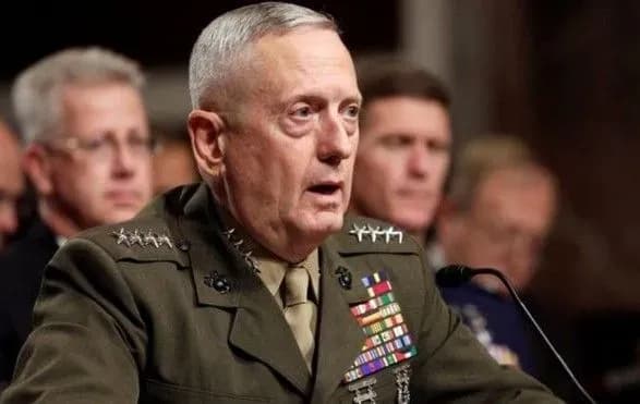 Трамп спростував інформацію про швидку відставку глави Пентагону