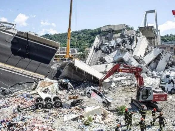 Обвал мосту в Італії: до списку підозрюваних потрапили 20 осіб