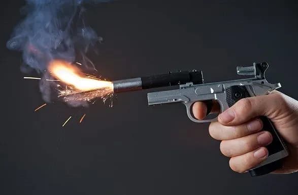 Пенсіонер на Миколаївщині обстріляв трьох дітей, які гралися