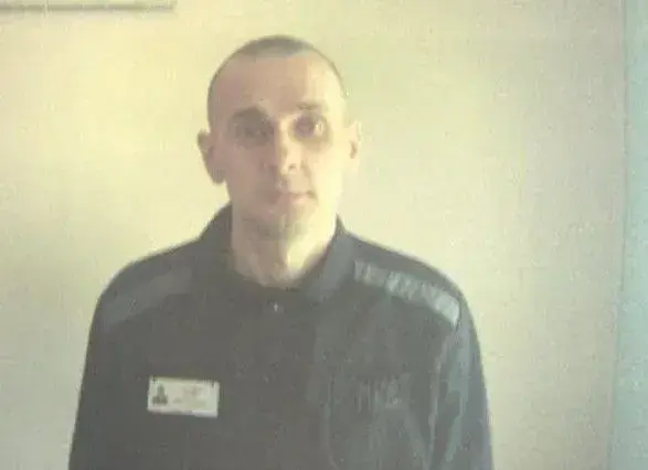 Сенцова госпитализируют в случае ухудшения состояния здоровья