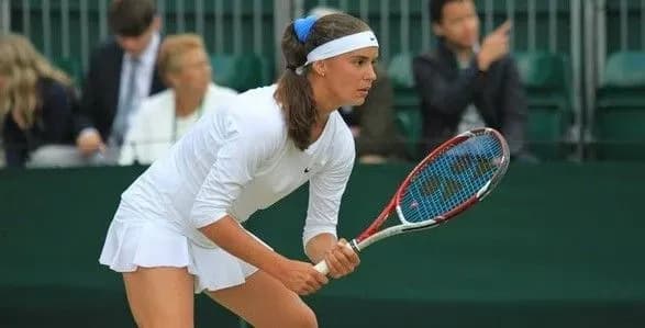 Калініна вийшла до чвертьфіналу тенісного турніру у Франції