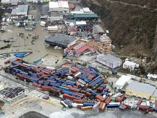 Трамп заявив, що три тисячі людей “не померли в Пуерто-Ріко” від урагану