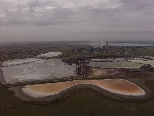 В Армянске введут режим чрезвычайной ситуации из-за выбросов в Крыму