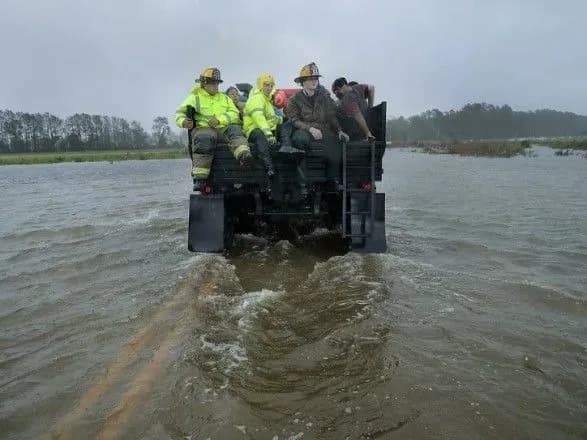 Шторм "Флоренс" втратив характеристики тропічного циклону