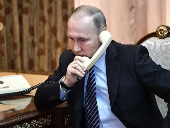Путін висловив Меркель занепокоєність ситуацією після загибелі Захарченка