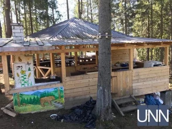 Державні органи не можуть знайти власника смертельно небезпечного табору "Рай у Карпатах"