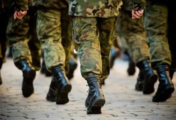 Військовому дали 1,5 роки дисбату за продаж динамічного захисту до танків