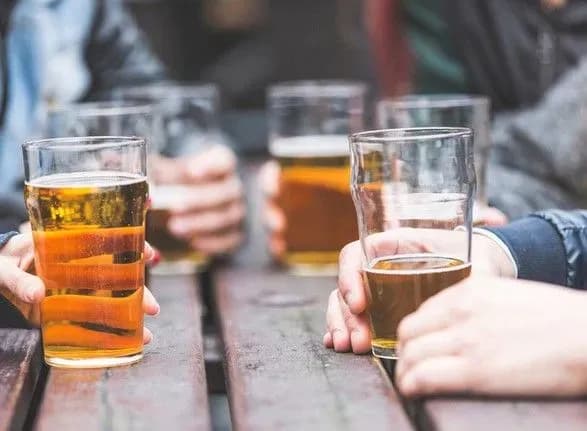 У Харківській області споювали дітей: задокументовано близько 30 фактів