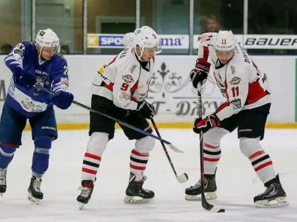 Хокеїсти "Донбасу" розгромили "Крижаних Вовків" у грі УХЛ