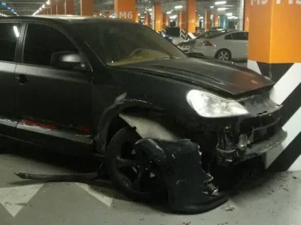 Форвард "Олімпіку" розбив автомобіль та покинув місце ДТП перед грою УПЛ