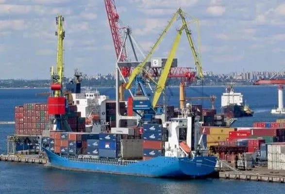 Розкрадання на закупівлях АМПУ: обвинувальний акт вручено 7 підозрюваним