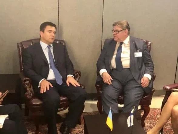 Павел Климкин провел встречу с главой МИД Финляндии