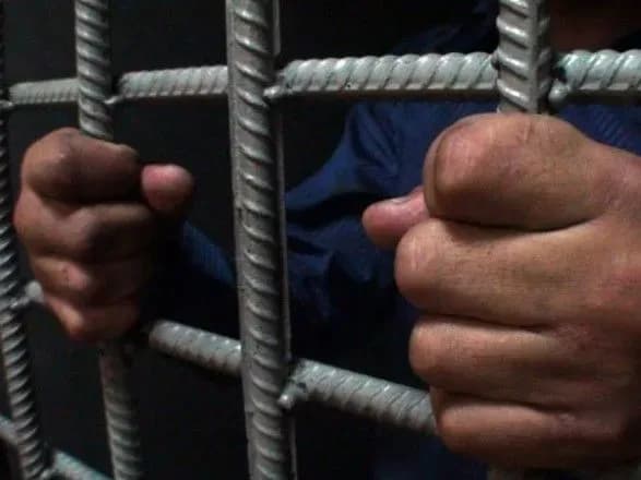 Объявлено подозрение 19-летнему парню, который нанес 30 ножевых ударов таксисту