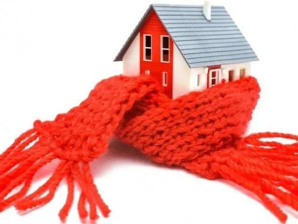 Перед началом отопительного сезона застройщик рассказал, как утепляют дома