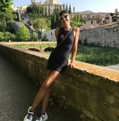 У 70 років виглядає на 30: британка розкрила секрет вічної молодості