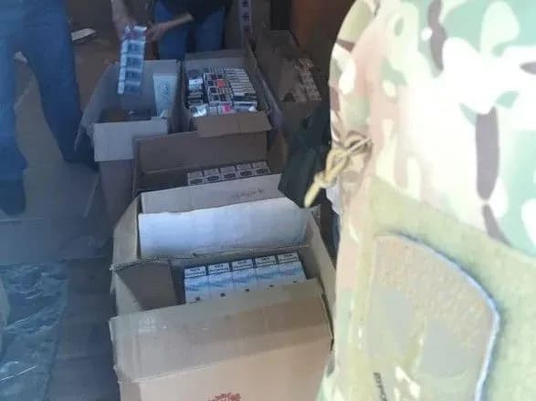 В Бердянске обнаружили партию сигарет на около 1 миллион гривен