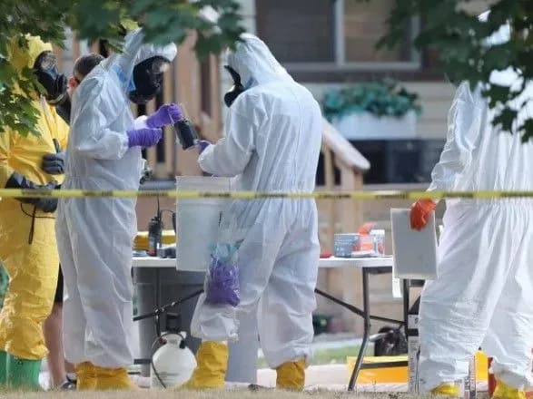 У США екс-військовий заявив, що направив конверти з отруйним насінням Трампу, Путіну та Єлизаветі II