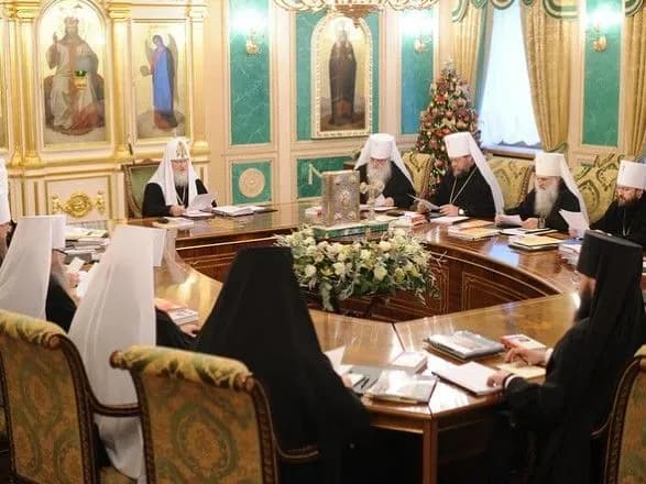 Синод РПЦ у Мінську обговорить питання православної церкви в Україні: очікують Кирила