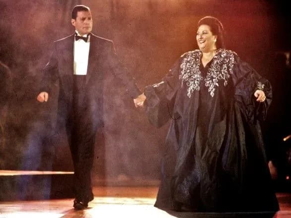 У Барселоні сьогодні поховають оперну співачку Монсеррат Кабальє