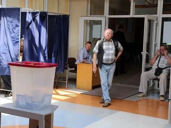 Явка на парламентських виборах в Латвії склала більше 54%