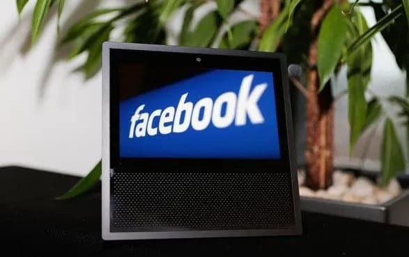 Facebook випустила перший гаджет