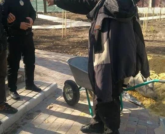 У Маріуполі чоловік хотів покінчити життя самогубством через неотриману зарплатню