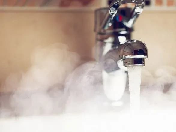 Гаряча вода в столиці: "Нафтогаз" підписав мирову угоду з "Київтеплоенерго"