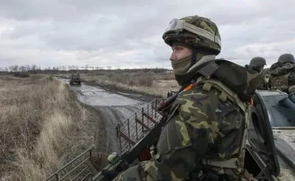 У Генштабі врегулюють питання щодо виїзду військових-контрактників за межі гарнізону