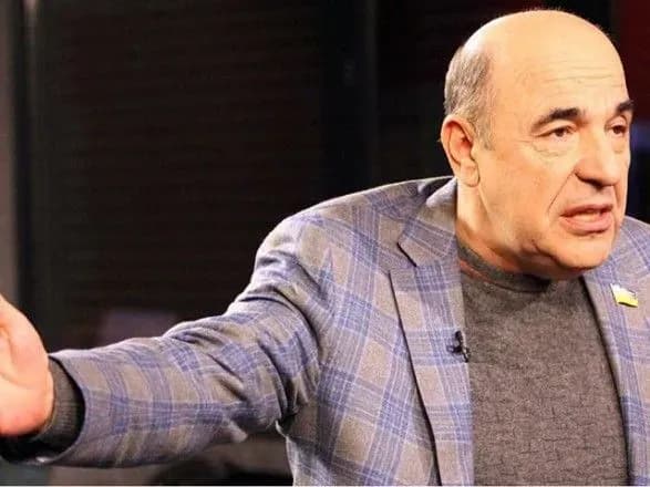Рабинович: власть продает страну на международной арене
