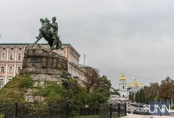 Сьогодні в Україні антициклон втримає суху погоду