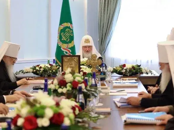 Синод РПЦ вирішив закликати помісні церкви світу "разом шукати вирішення проблеми" в Україні